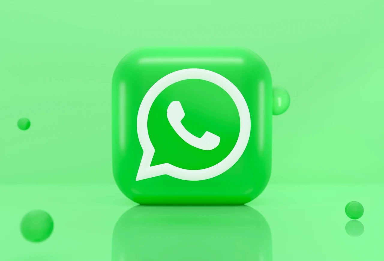 Attenzione se ricevi questo messaggio ufficiale sull’app di messaggistica: potrebbe essere una truffa