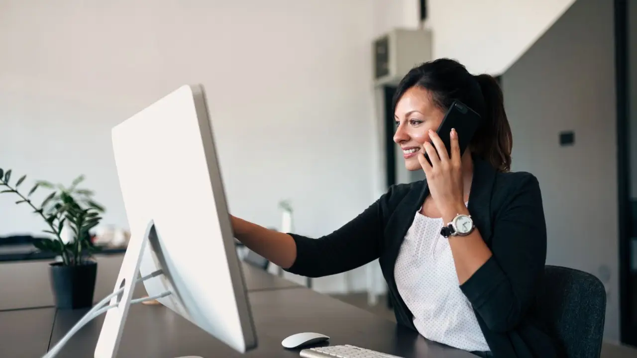 Numero segreto per parlare subito con un operatore senza aspettare: ecco la combinazione